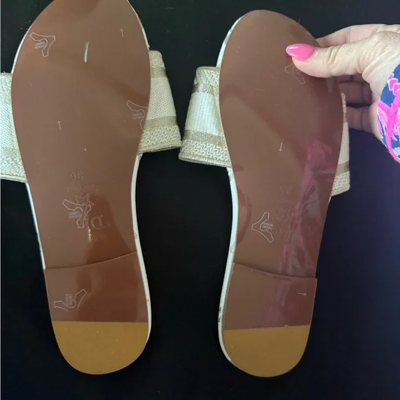 Boutique inspired gold  Beige Slide Sandals 36 6 - Picture 2 of 2